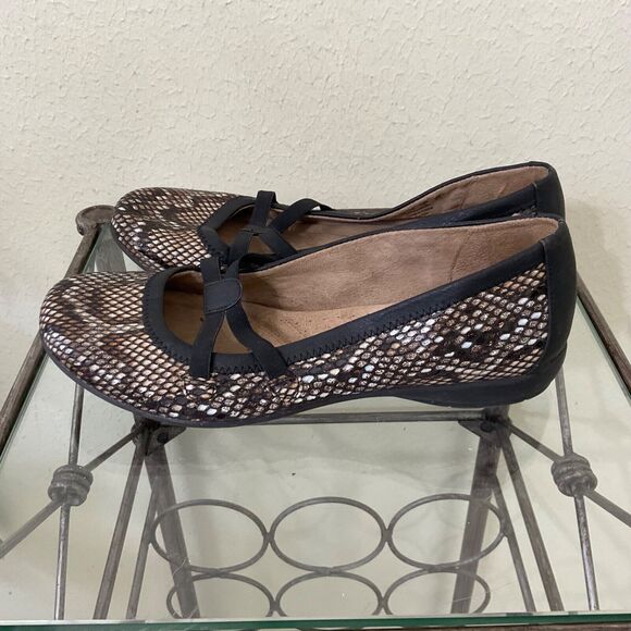 Naturalizer Gabby shoes women's 9.5 Reptile print ballet flats brown slip ons - Picture 3 of 9